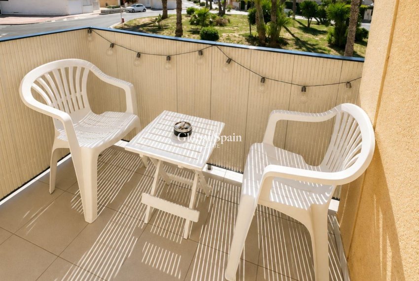 Wederverkoop - HUIS -
TORREVIEJA - Carrefour
