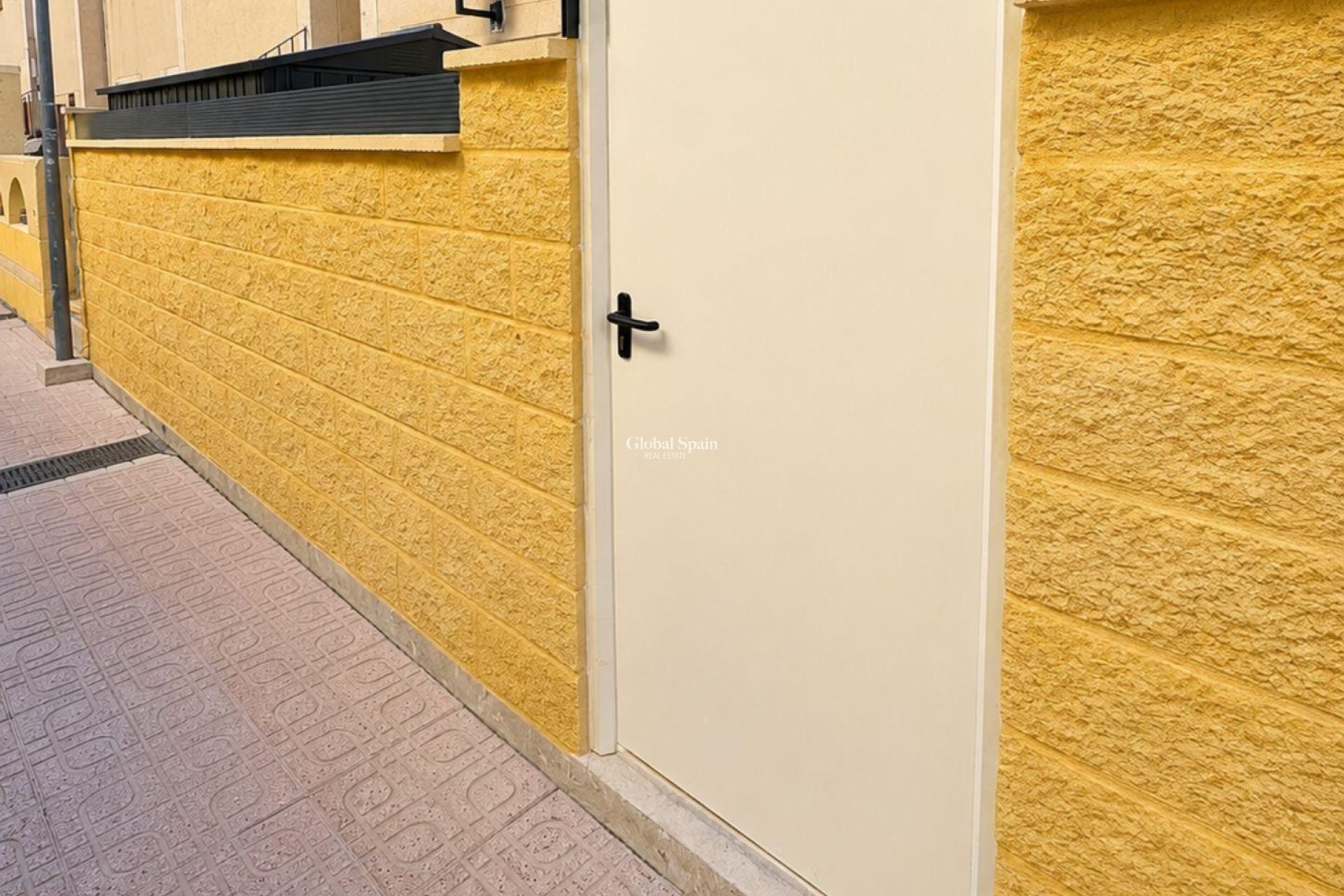 Wederverkoop - HUIS -
TORREVIEJA - Carrefour