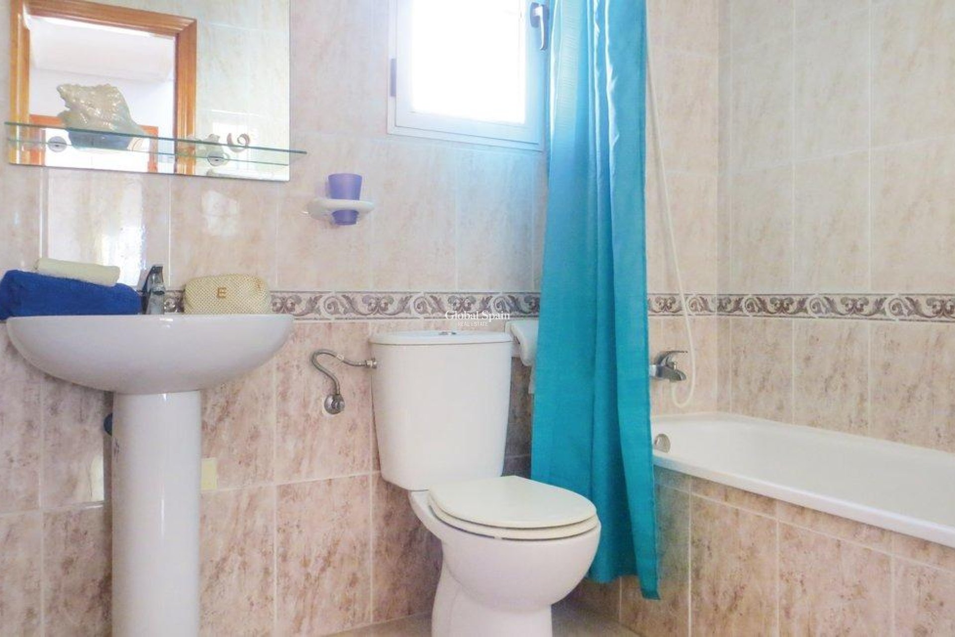 Wederverkoop - HUIS -
TORREVIEJA - Carrefour