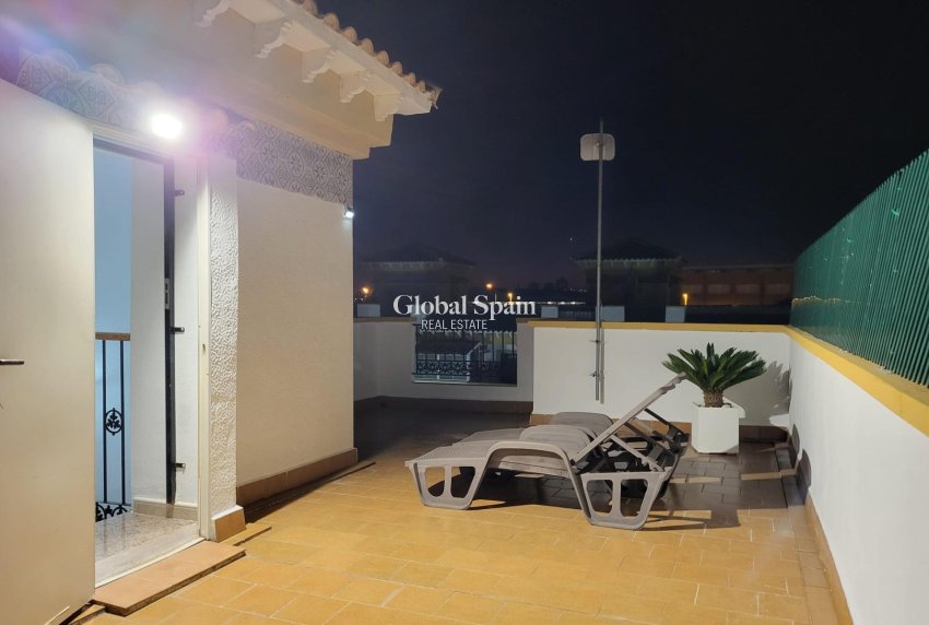 Wederverkoop - HUIS -
TORREVIEJA - Carrefour