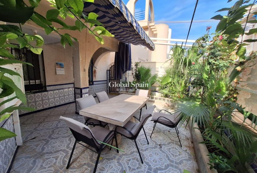 Wederverkoop - HUIS -
TORREVIEJA - Carrefour