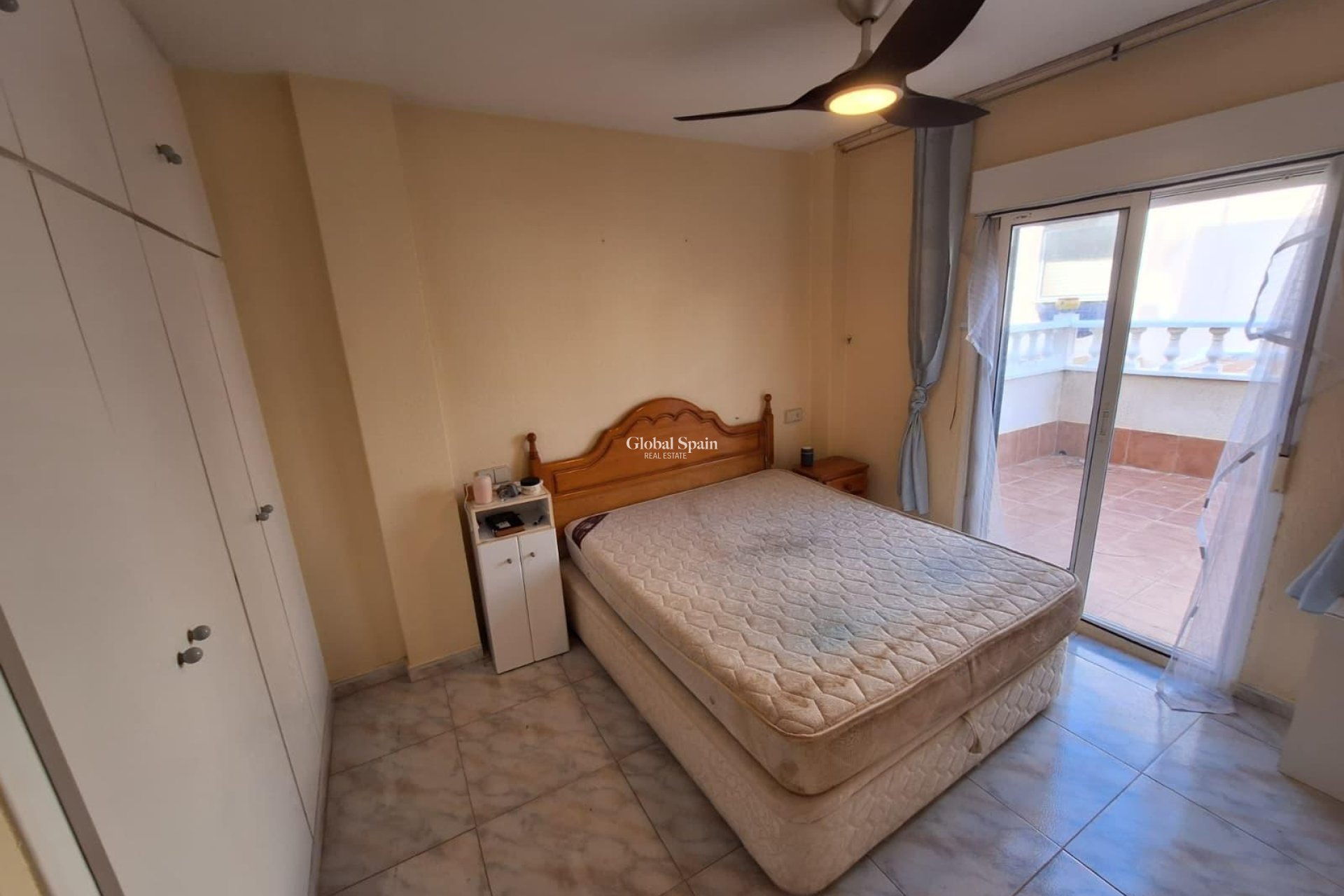 Wederverkoop - HUIS -
TORREVIEJA - Carrefour