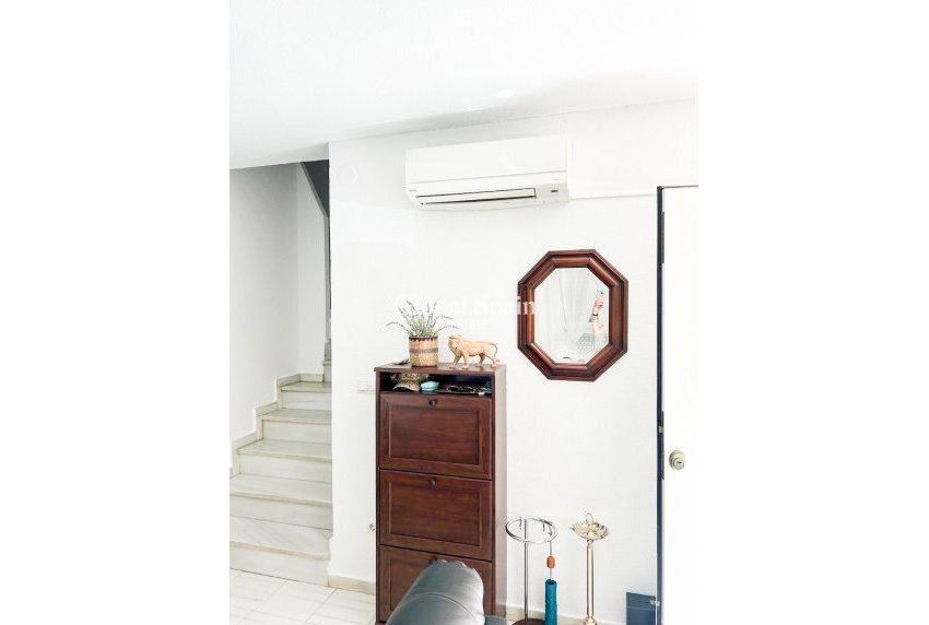 Wederverkoop - HUIS -
TORREVIEJA - Center