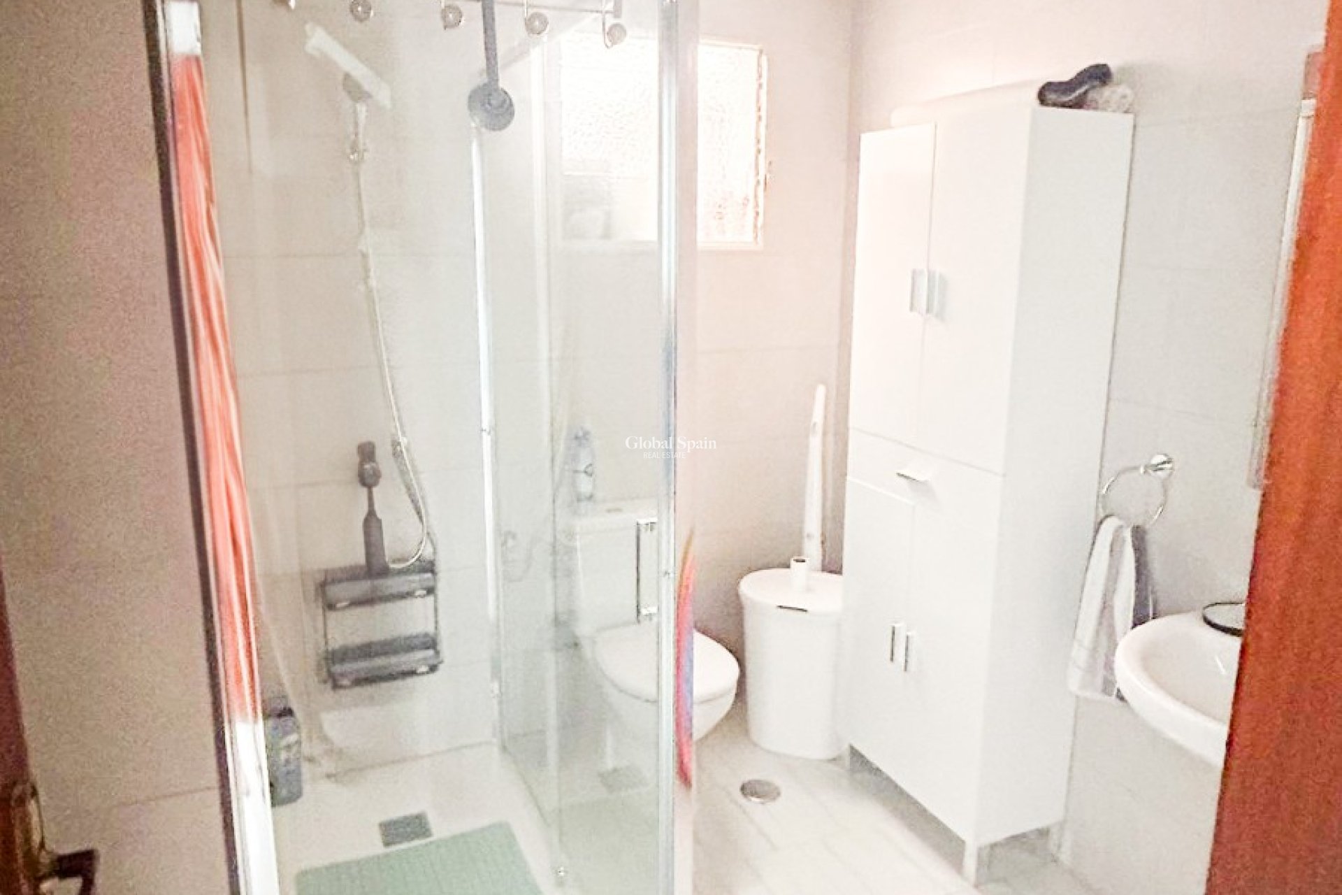 Wederverkoop - HUIS -
TORREVIEJA - Center