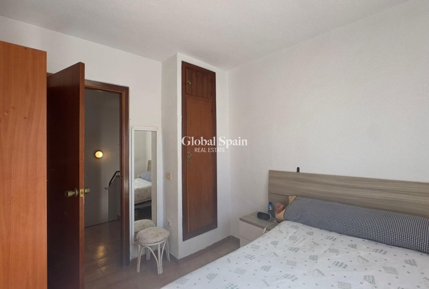 Wederverkoop - HUIS -
TORREVIEJA - Center