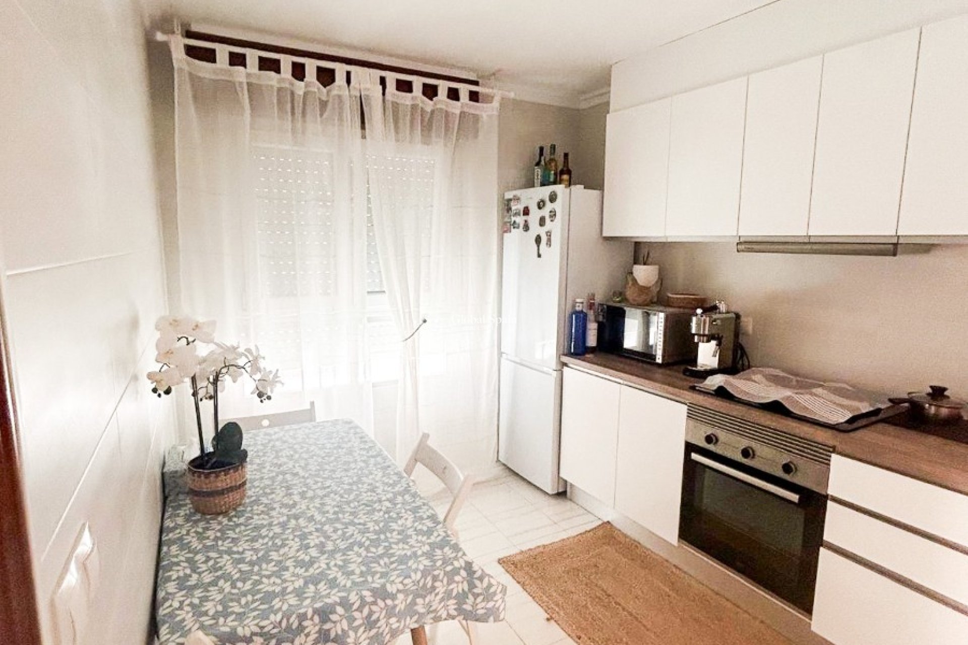Wederverkoop - HUIS -
TORREVIEJA - Center