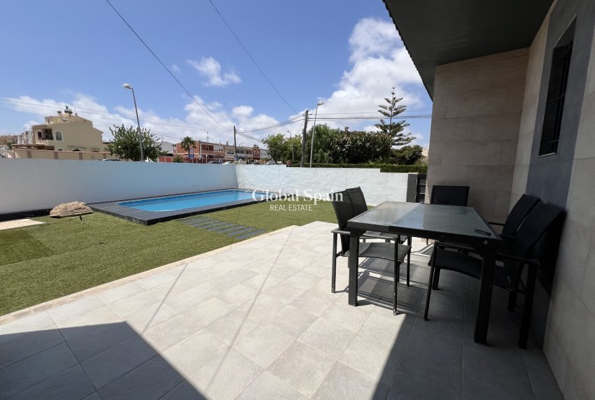 Wederverkoop - HUIS -
TORREVIEJA - Costa Blanca Sur