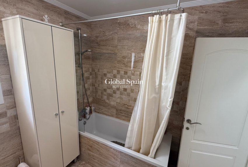 Wederverkoop - HUIS -
TORREVIEJA - Costa Blanca Sur