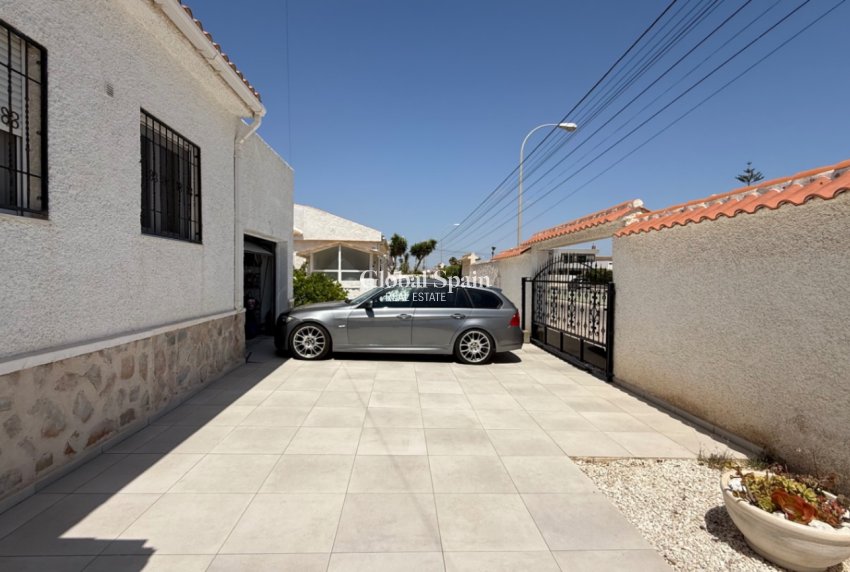 Wederverkoop - HUIS -
TORREVIEJA - Costa Blanca Sur