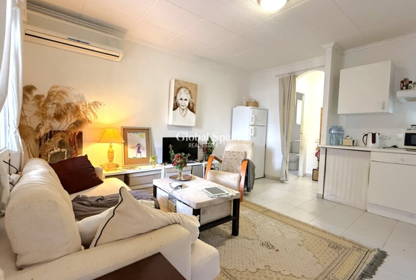 Wederverkoop - Huis -
TORREVIEJA - Costa Blanca Sur