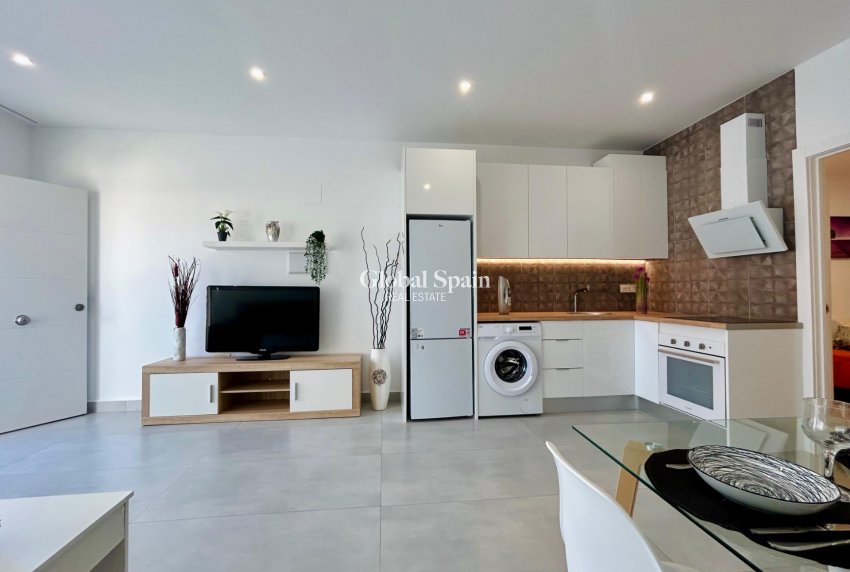 Wederverkoop - HUIS -
TORREVIEJA - Costa Blanca