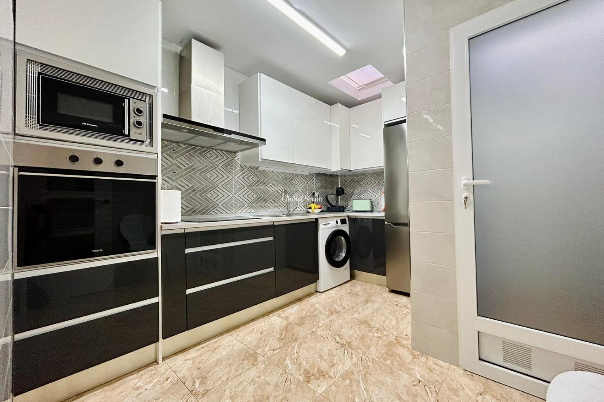 Wederverkoop - HUIS -
TORREVIEJA - Costa Blanca