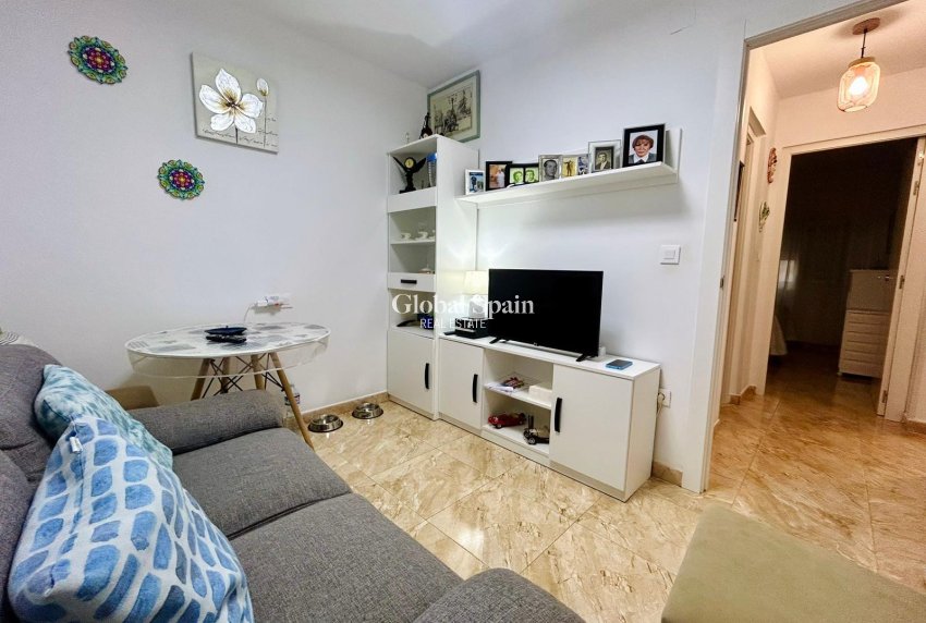 Wederverkoop - HUIS -
TORREVIEJA - Costa Blanca