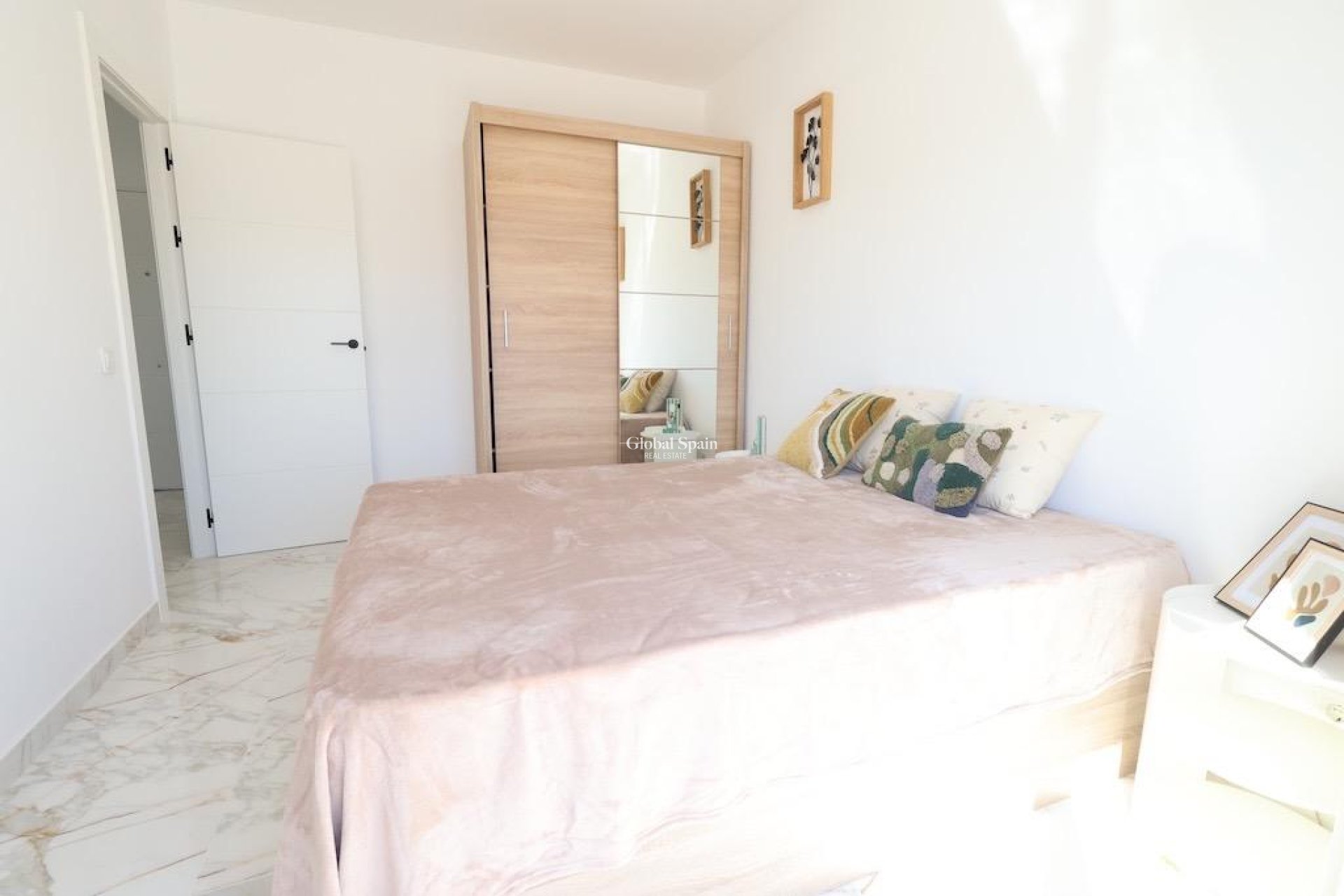 Wederverkoop - HUIS -
TORREVIEJA - Costa Blanca