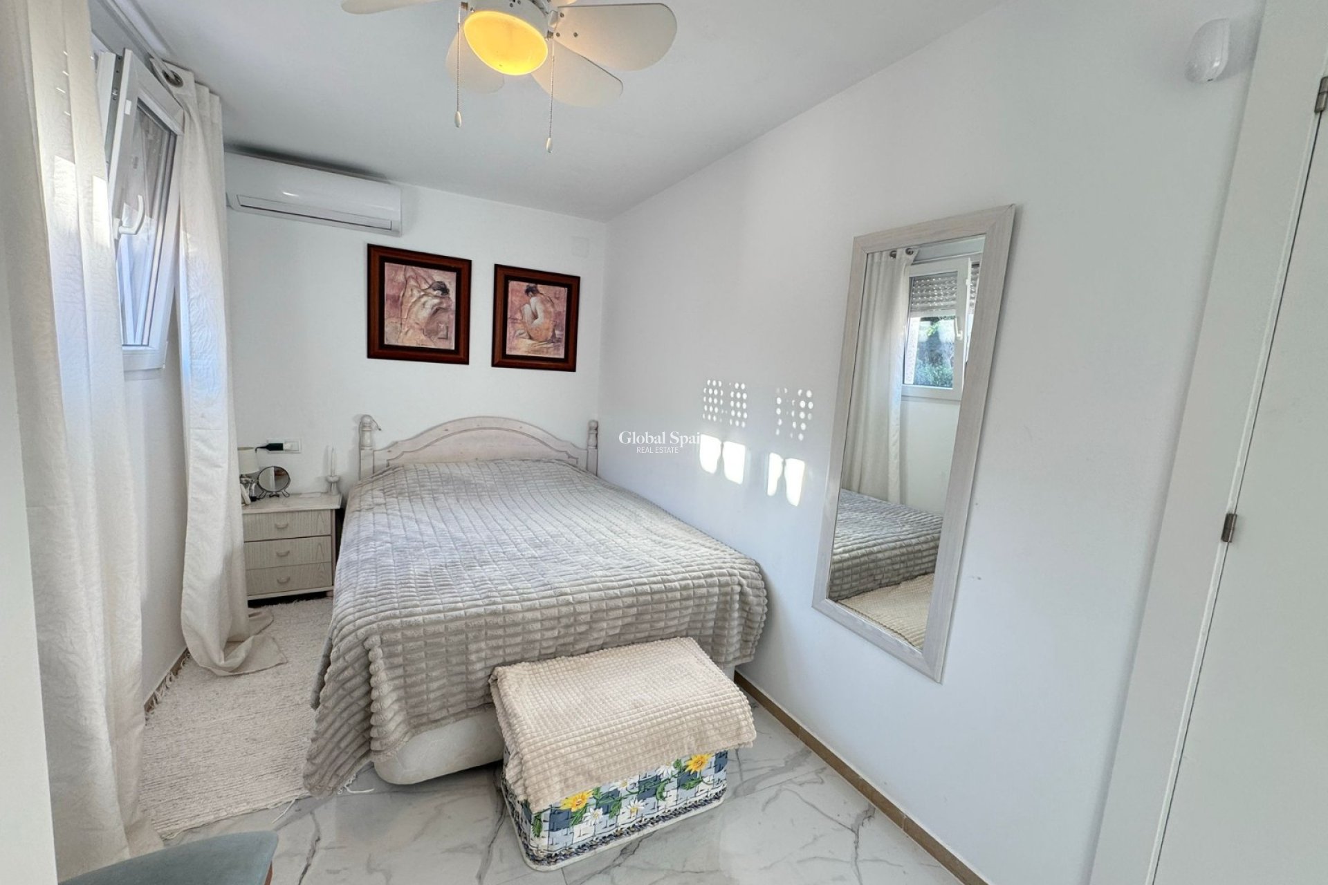 Wederverkoop - HUIS -
TORREVIEJA - Costa Blanca