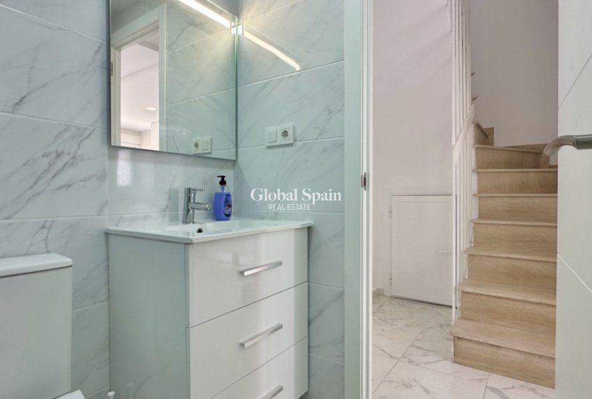 Wederverkoop - HUIS -
TORREVIEJA - Costa Blanca