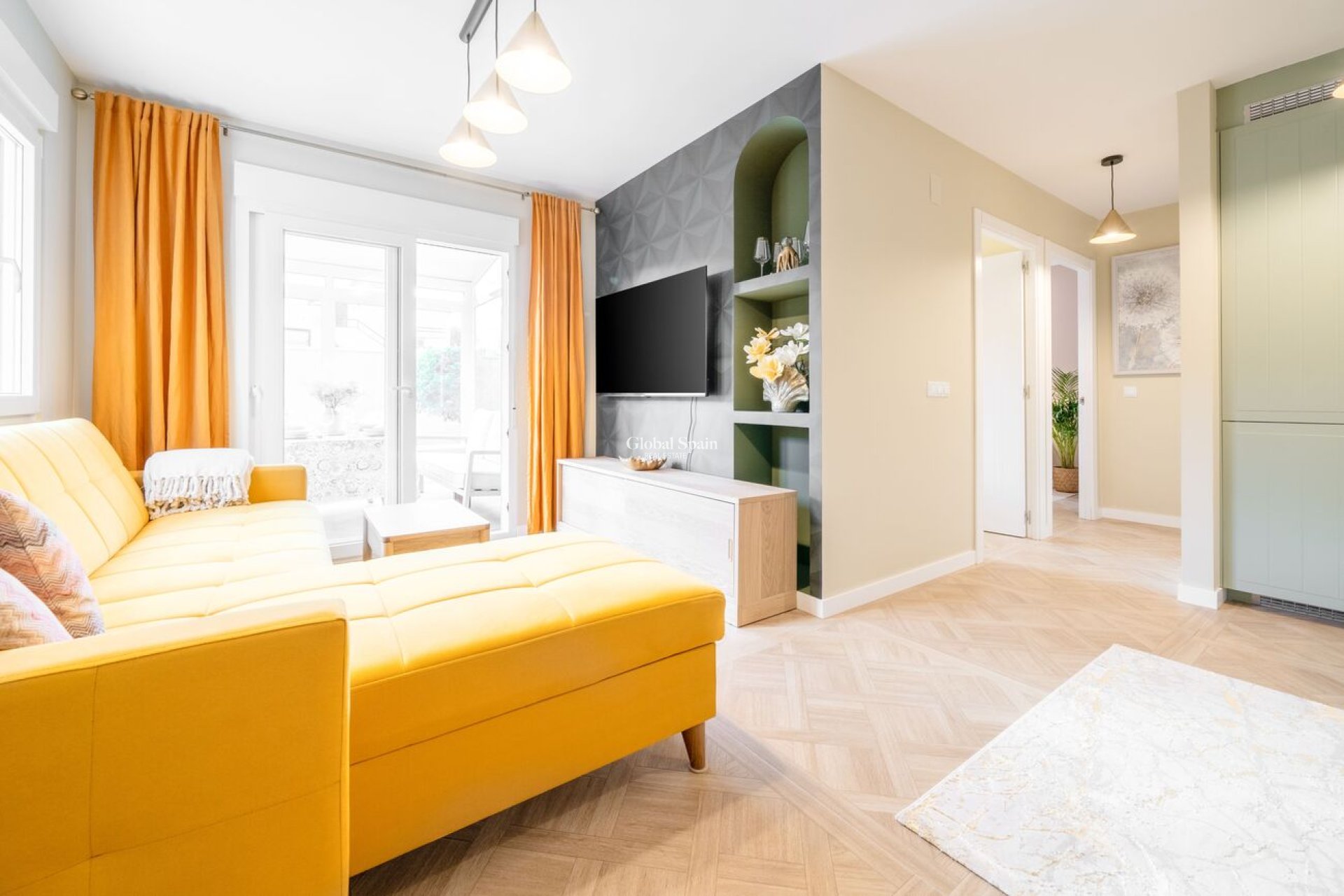 Wederverkoop - HUIS -
TORREVIEJA - Costa Blanca