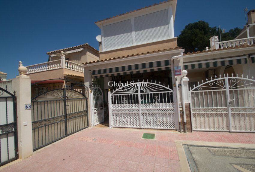 Wederverkoop - HUIS -
TORREVIEJA - Costa Blanca