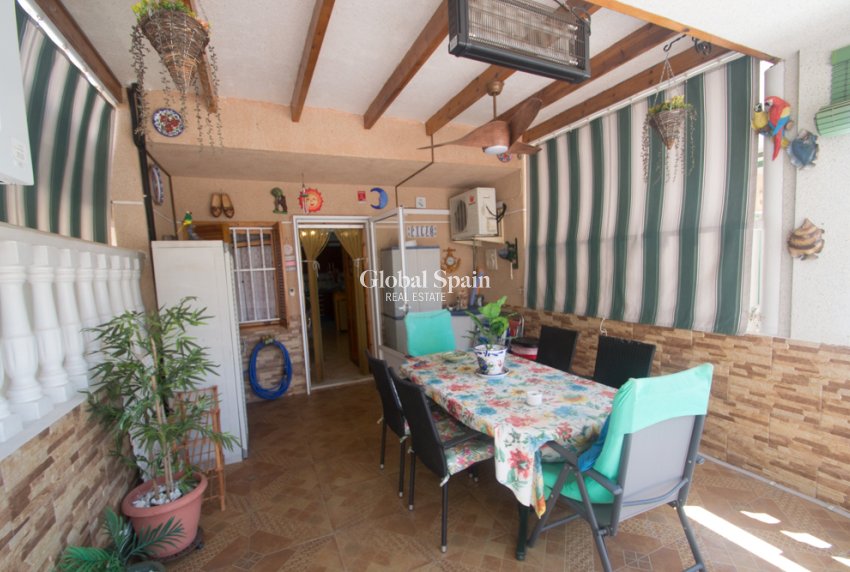 Wederverkoop - HUIS -
TORREVIEJA - Costa Blanca