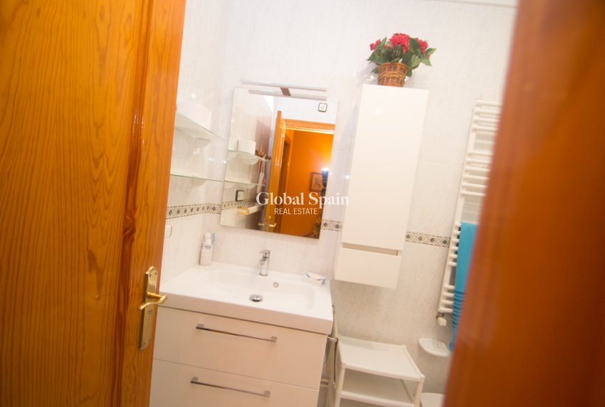 Wederverkoop - HUIS -
TORREVIEJA - Costa Blanca