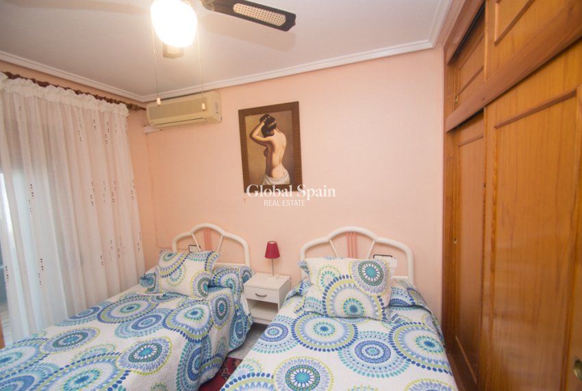 Wederverkoop - HUIS -
TORREVIEJA - Costa Blanca