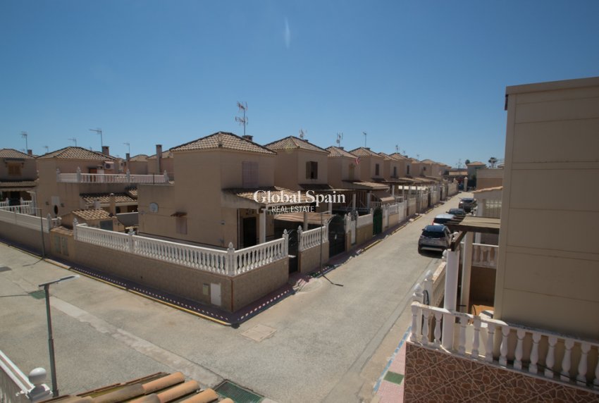 Wederverkoop - HUIS -
TORREVIEJA - Costa Blanca