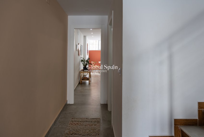 Wederverkoop - HUIS -
TORREVIEJA - Costa Blanca