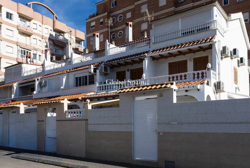 Wederverkoop - HUIS -
TORREVIEJA - Costa Blanca