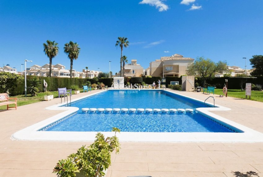 Wederverkoop - HUIS -
TORREVIEJA - Costa Blanca