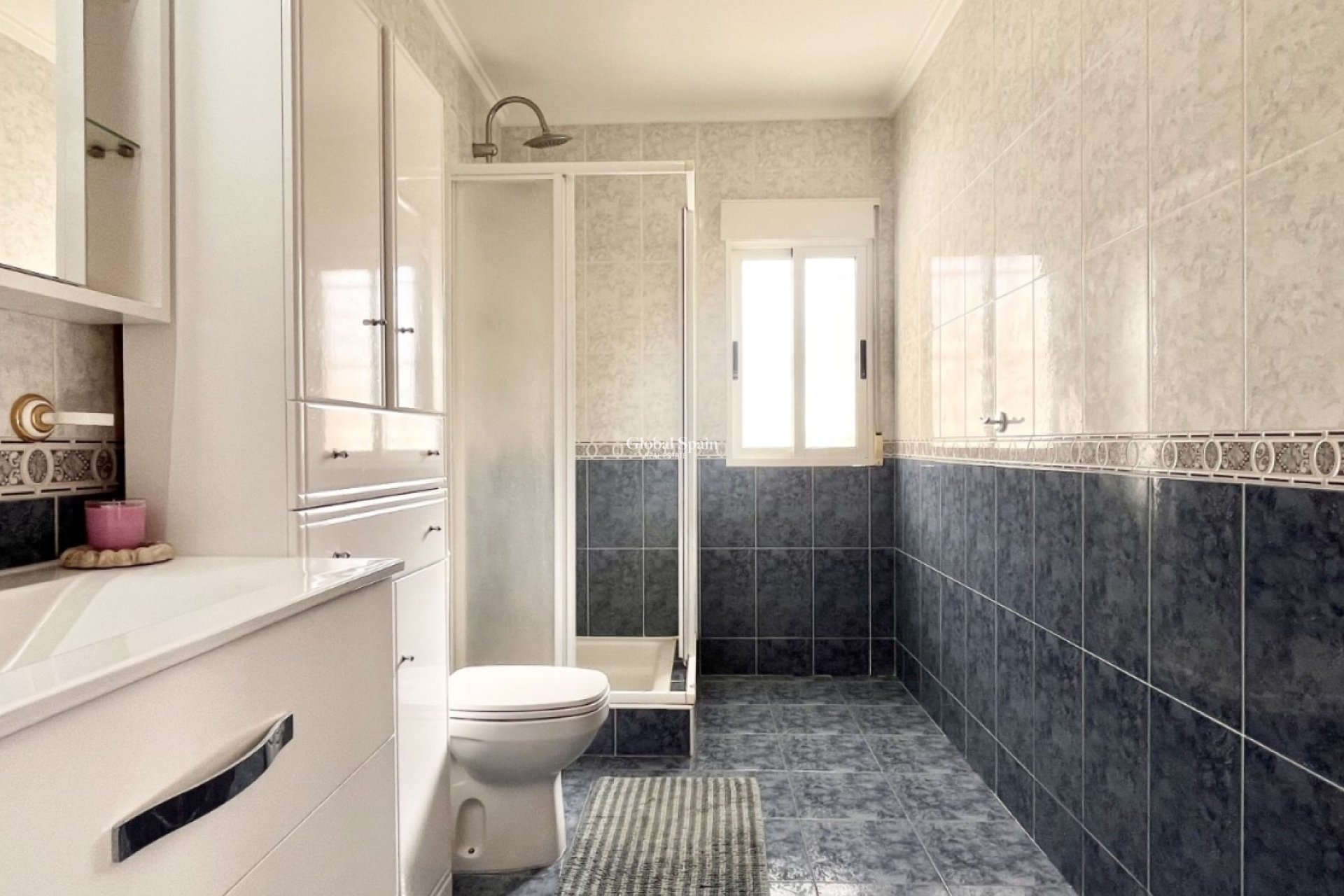 Wederverkoop - HUIS -
TORREVIEJA - Costa Blanca