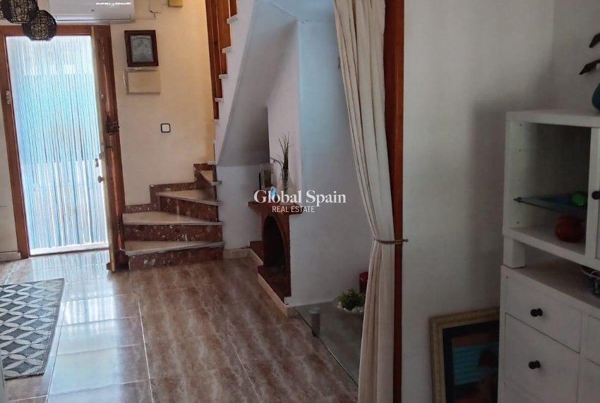 Wederverkoop - HUIS -
TORREVIEJA - Costa Blanca