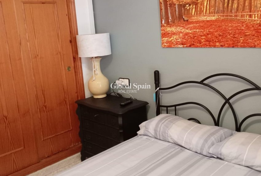 Wederverkoop - HUIS -
TORREVIEJA - Costa Blanca