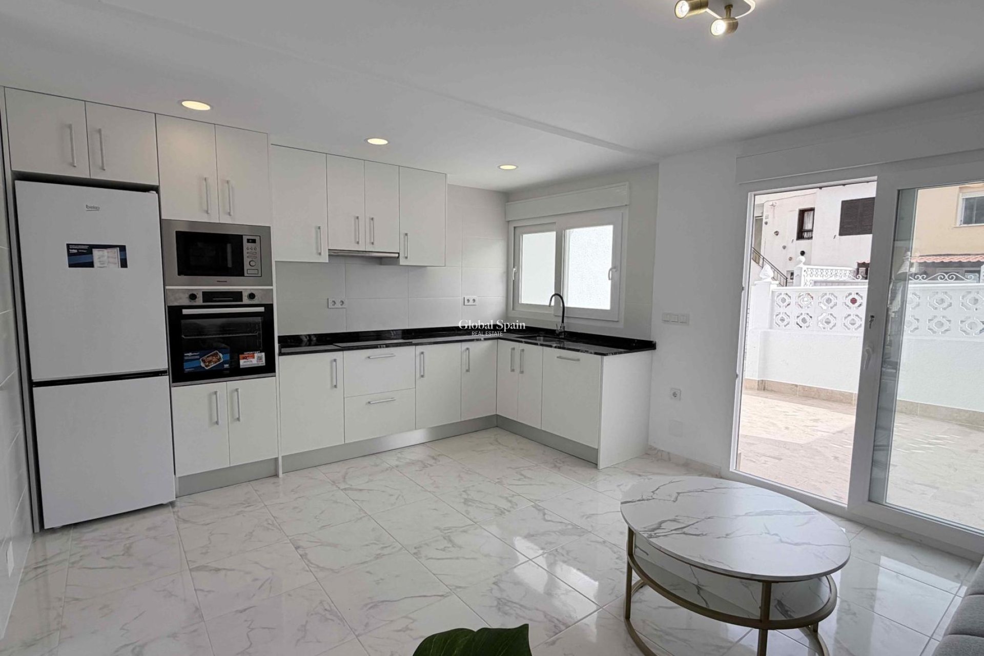 Wederverkoop - HUIS -
TORREVIEJA - Costa Blanca