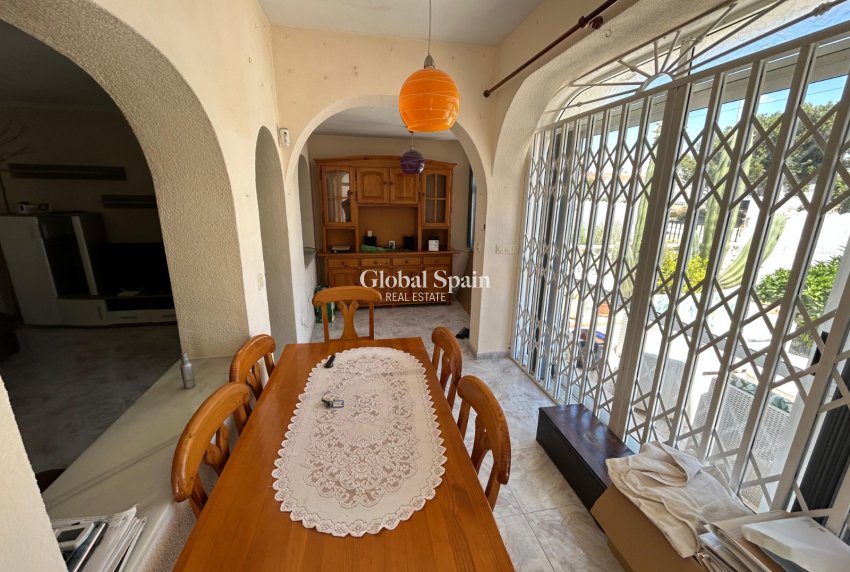 Wederverkoop - HUIS -
TORREVIEJA - Costa Blanca