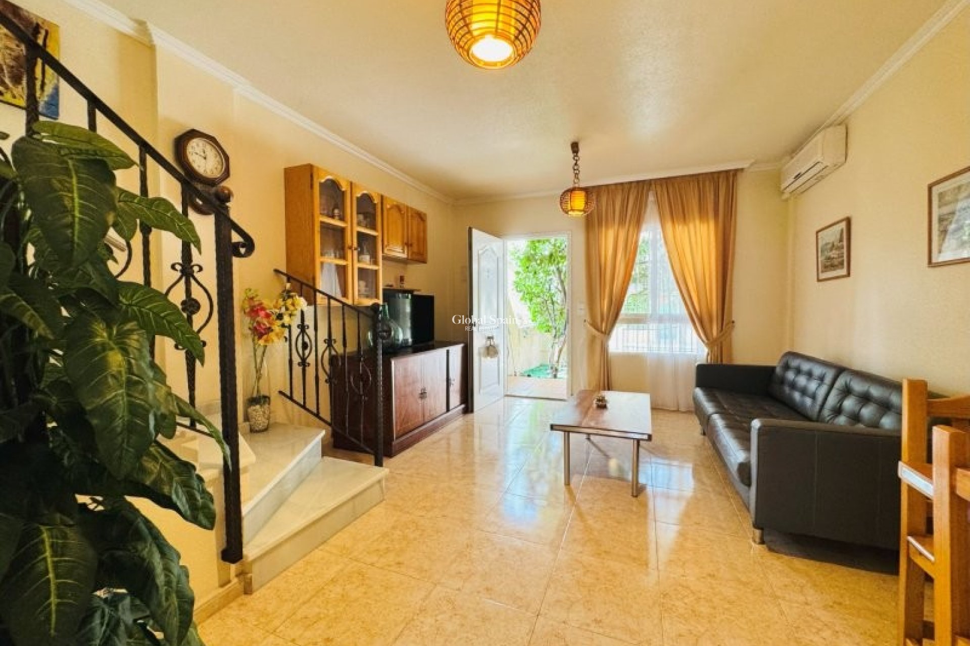 Wederverkoop - HUIS -
TORREVIEJA - Costa Blanca