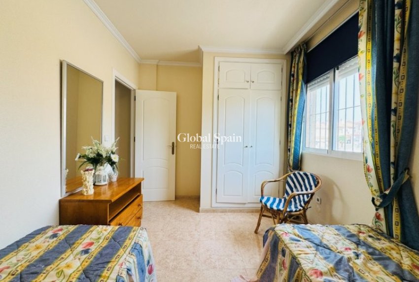 Wederverkoop - HUIS -
TORREVIEJA - Costa Blanca