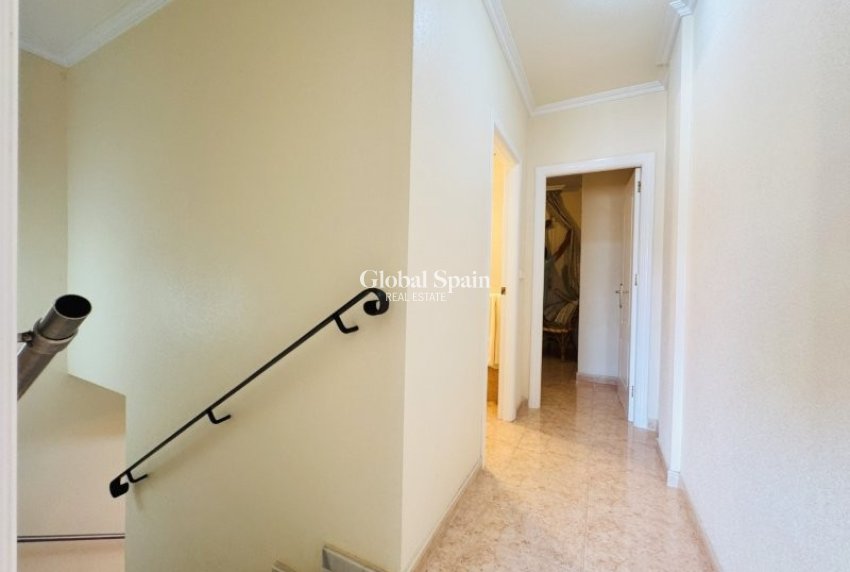 Wederverkoop - HUIS -
TORREVIEJA - Costa Blanca