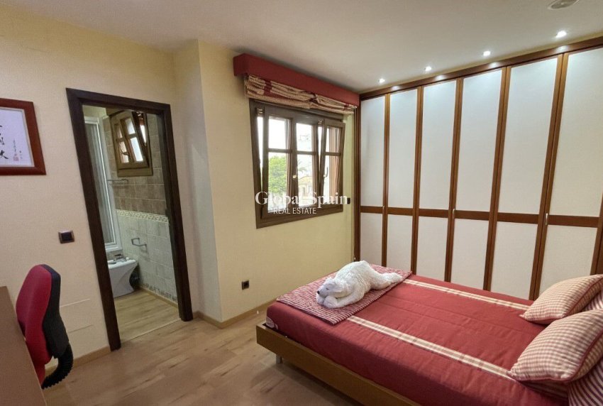 Wederverkoop - HUIS -
TORREVIEJA - Costa Blanca