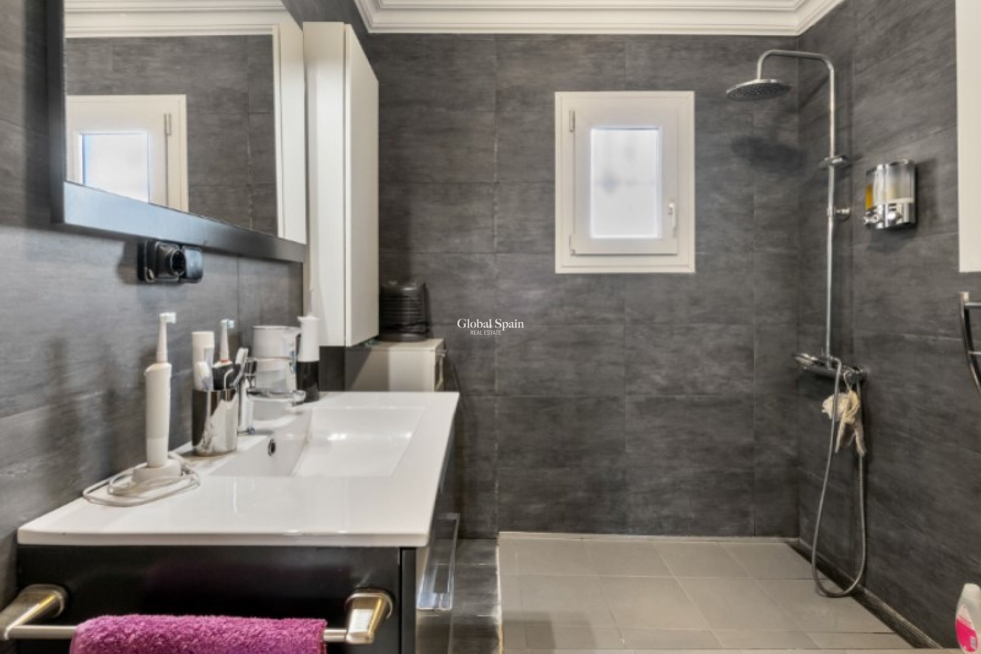 Wederverkoop - HUIS -
TORREVIEJA - Costa Blanca