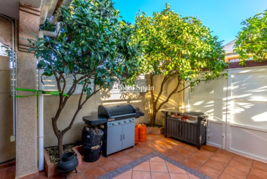 Wederverkoop - HUIS -
TORREVIEJA - Costa Blanca