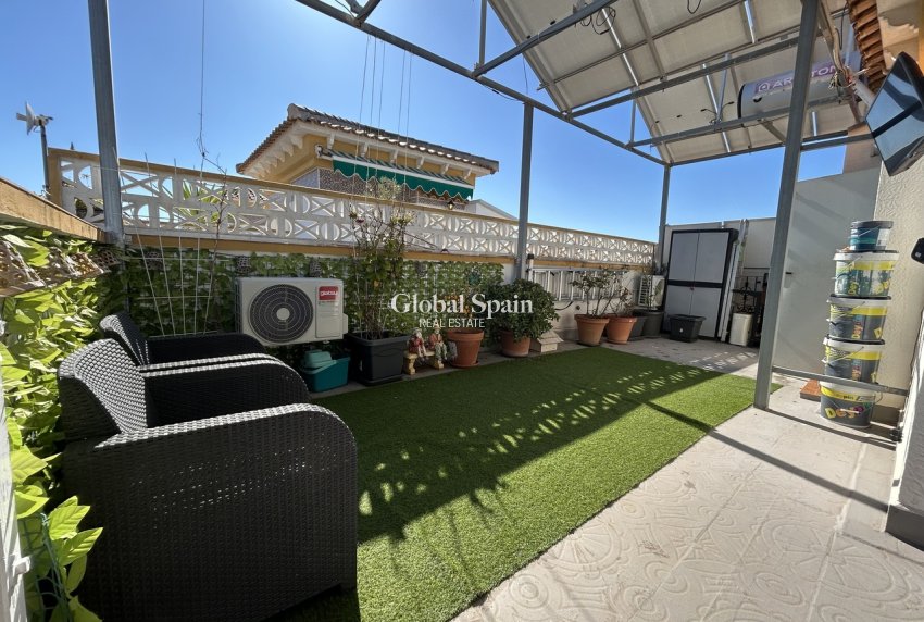 Wederverkoop - HUIS -
TORREVIEJA - Costa Blanca