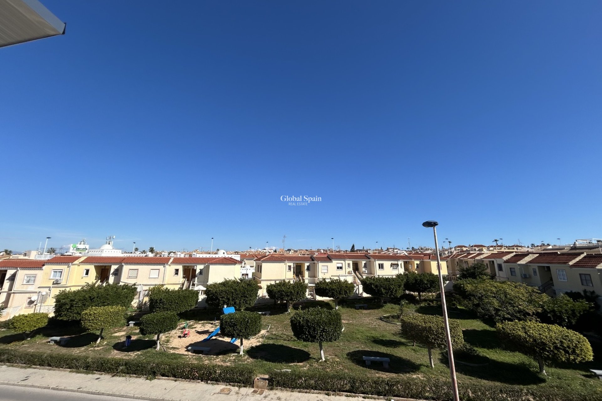 Wederverkoop - HUIS -
TORREVIEJA - Costa Blanca