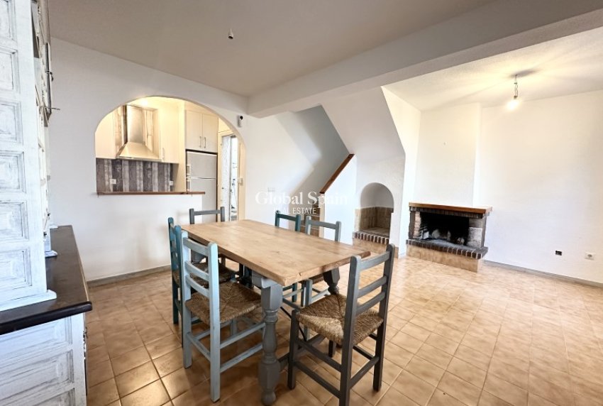 Wederverkoop - HUIS -
TORREVIEJA - Costa Blanca