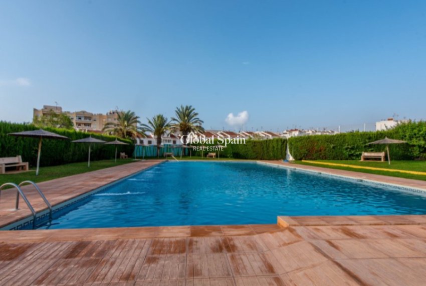 Wederverkoop - HUIS -
TORREVIEJA - Costa Blanca