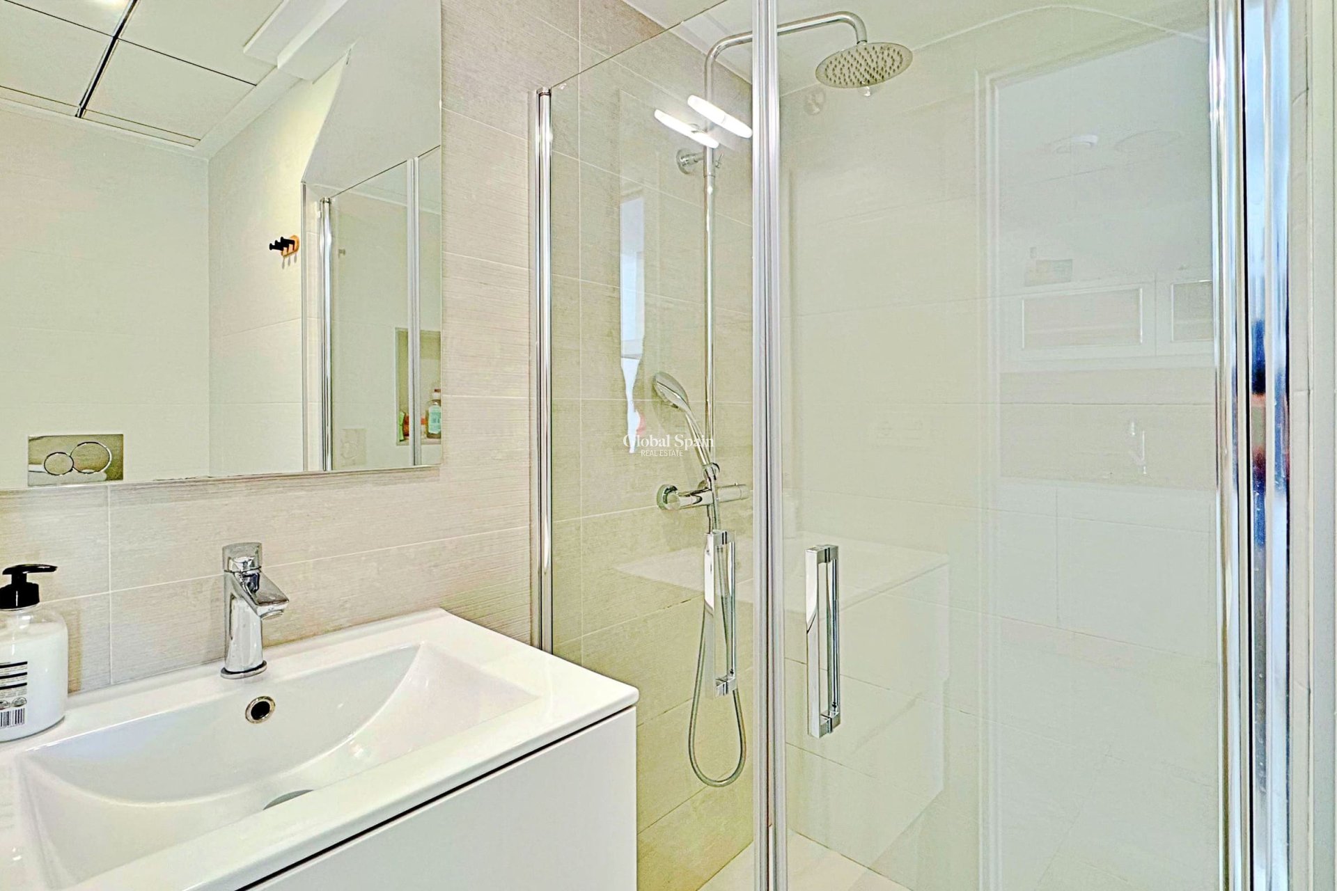 Wederverkoop - HUIS -
TORREVIEJA - Costa Blanca