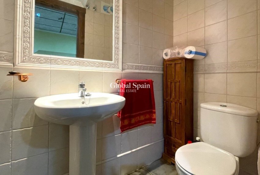 Wederverkoop - HUIS -
TORREVIEJA - Costa Blanca