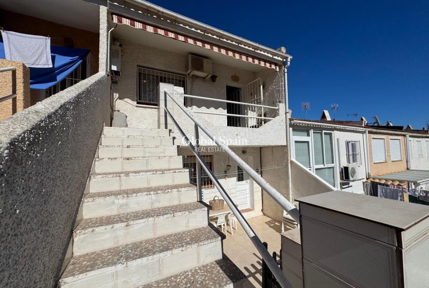 Wederverkoop - HUIS -
TORREVIEJA - Costa Blanca