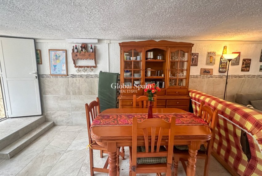 Wederverkoop - HUIS -
TORREVIEJA - Costa Blanca