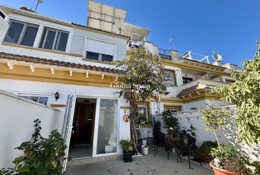 Wederverkoop - HUIS -
TORREVIEJA - Costa Blanca