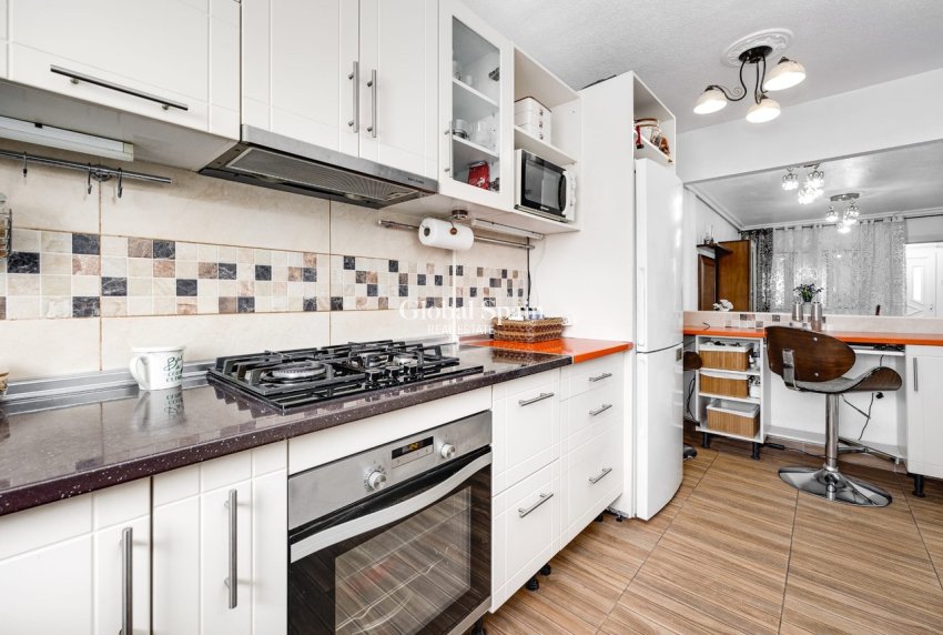 Wederverkoop - HUIS -
TORREVIEJA - Costa Blanca